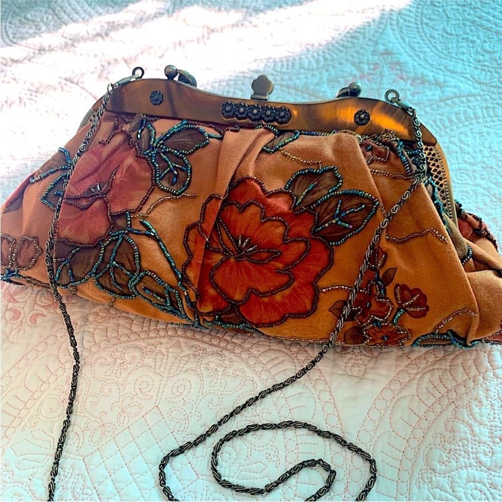 Embroidered Floral Chain Strap Bag
